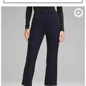 Lululemon smooth fit pull on high-rise cropped pant